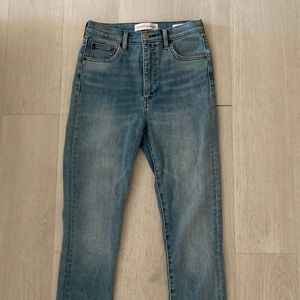 Denim Forum Light wash jeans